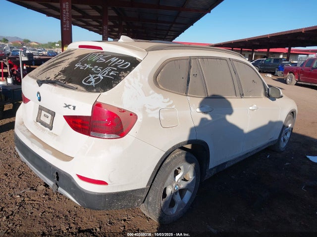 WBAVM1C53FV318551 BMW X1 Sdrive28i