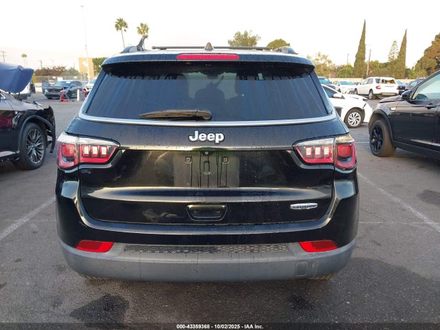Jeep Compass 2019 3C4NJCBB9KT855353 Image 17
