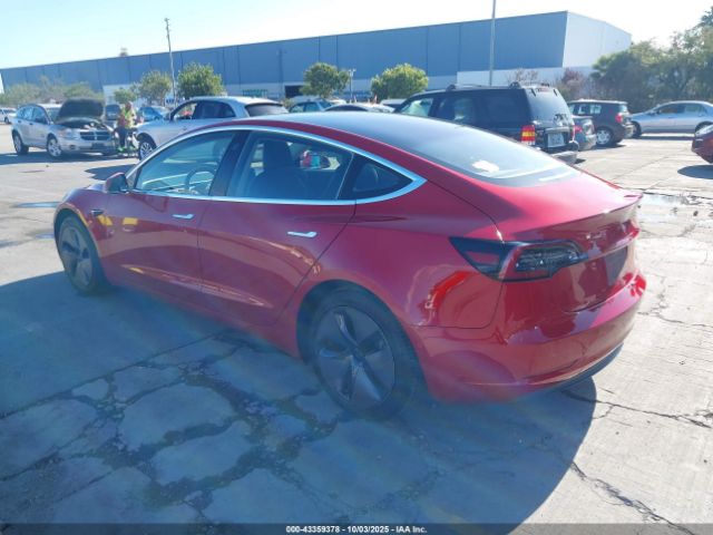 2018 TESLA MODEL 3 5YJ3E1EA9JF056320 Photo 2