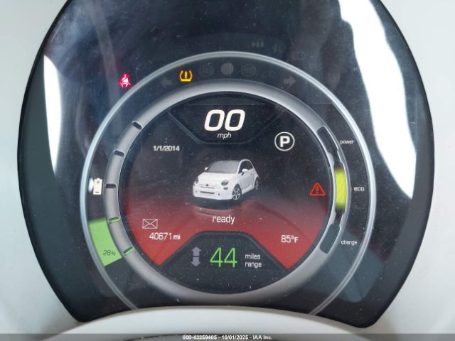 2015 FIAT 500E 3C3CFFGE2FT570243 Photo 6