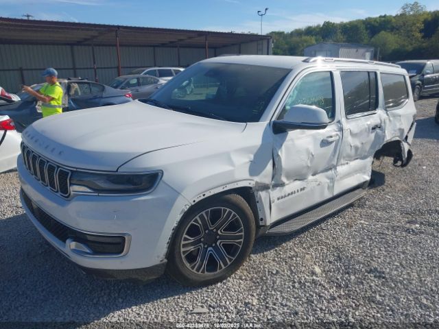 2022 JEEP WAGONEER 1C4SJVDTXNS182938 Photo 1