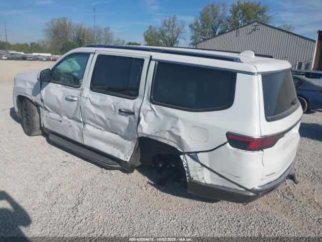 2022 JEEP WAGONEER 1C4SJVDTXNS182938 Photo 2