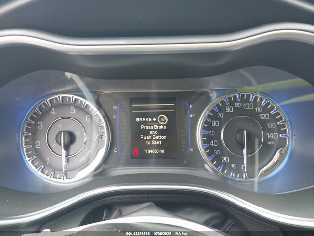 2015 CHRYSLER 200 1C3CCCAB6FN611480 Photo 6