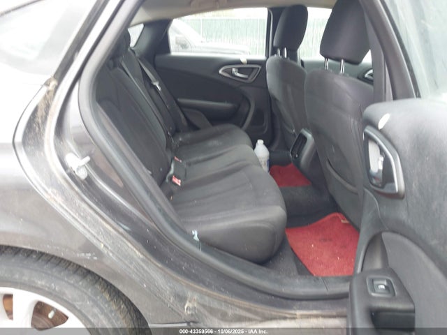 2015 CHRYSLER 200 1C3CCCAB6FN611480 Photo 7