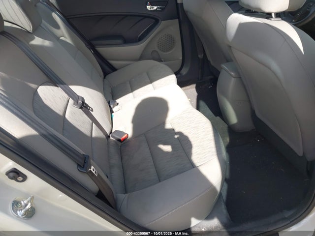 KIA dohc mpi nu 2015 KNAFK4A69F5364876 Image 8