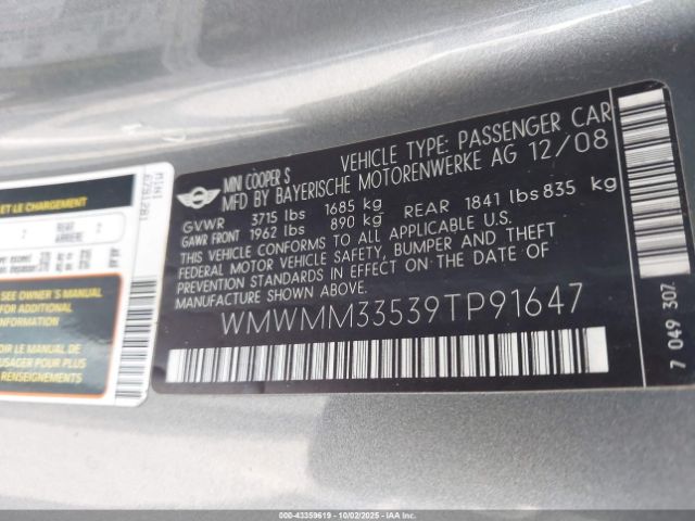 2009 MINI COOPER S CLUBMAN WMWMM33539TP91647 Photo 8