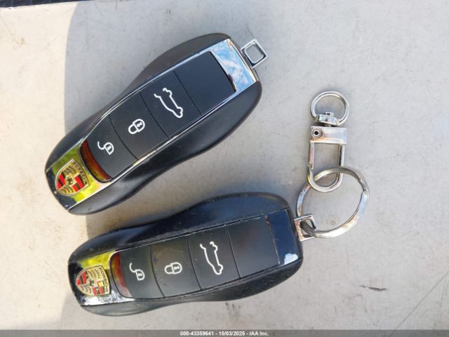 2017 PORSCHE MACAN WP1AA2A5XHLB00333 Photo 10