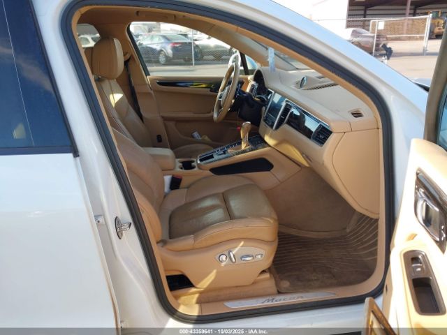 2017 PORSCHE MACAN WP1AA2A5XHLB00333 Photo 4