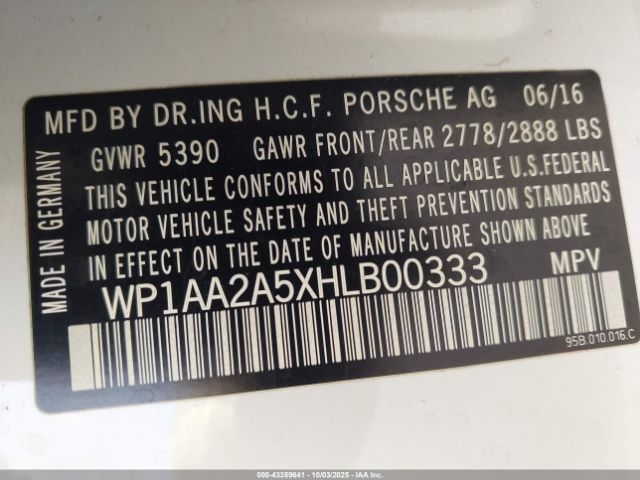 2017 PORSCHE MACAN WP1AA2A5XHLB00333 Photo 8