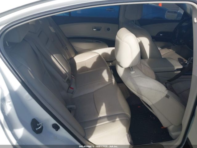 2016 ACURA RLX JH4KC1F54GC000177 Photo 7