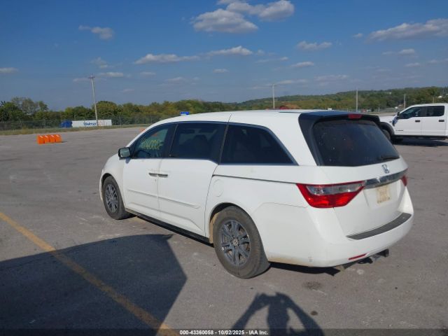 2011 HONDA ODYSSEY 5FNRL5H69BB008400 Photo 2