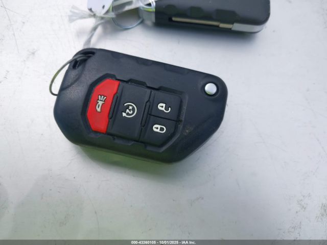 2021 JEEP WRANGLER UNLIMITED 1C4HJXEMXMW815510 Photo 10