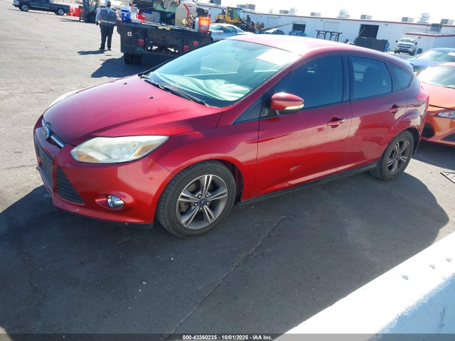 Ford 2014 2014 1FADP3K20EL271522 Image 2