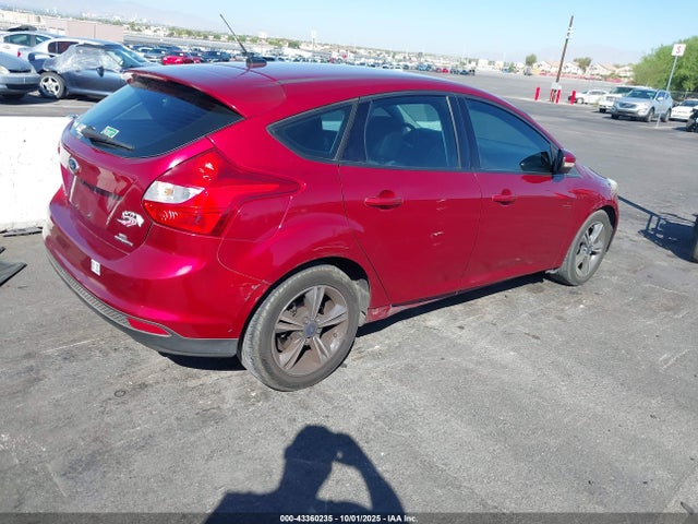 Ford 2014 2014 1FADP3K20EL271522 Image 4