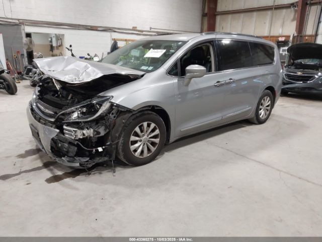 2019 CHRYSLER PACIFICA 2C4RC1BG2KR507747 Photo 1