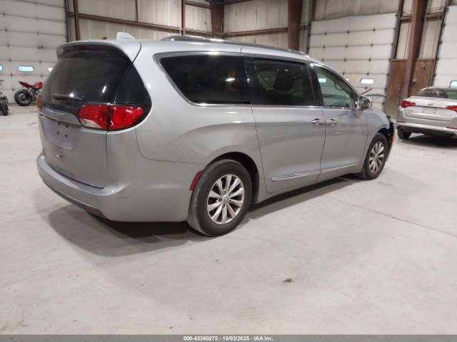 2019 CHRYSLER PACIFICA 2C4RC1BG2KR507747 Photo 3