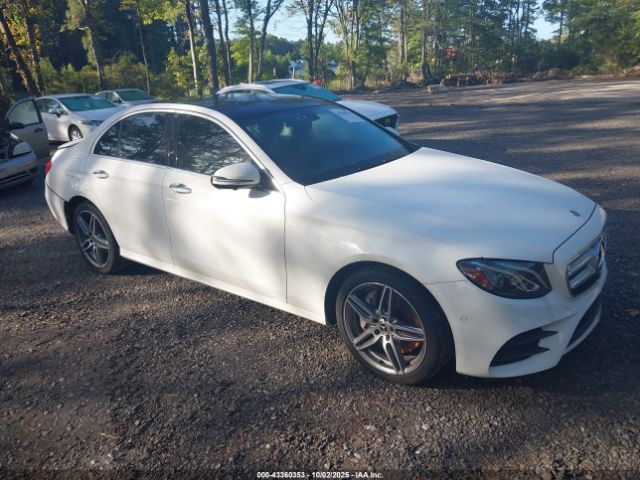 2019 MERCEDES-BENZ E 300 WDDZF4KB3KA553241