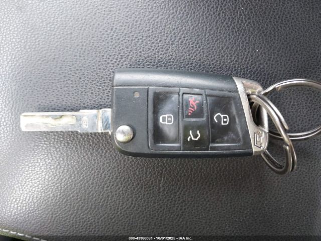 2016 VOLKSWAGEN GOLF R WVWUF7AU6GW089994 Photo 10