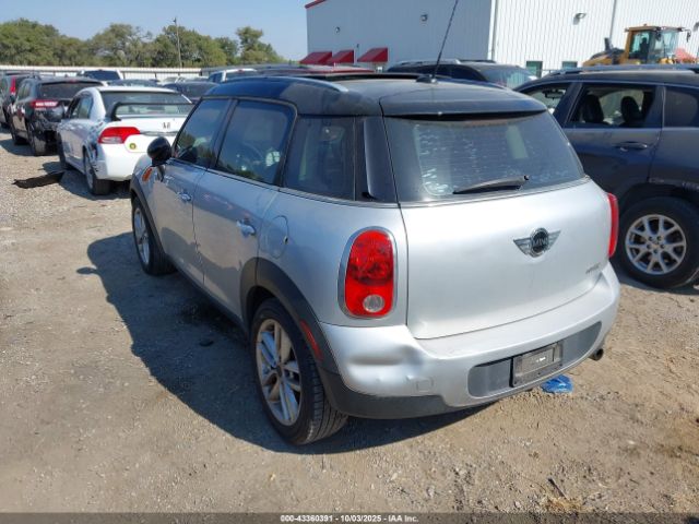 2011 MINI COOPER COUNTRYMAN WMWZB3C56BWM01575 Photo 2