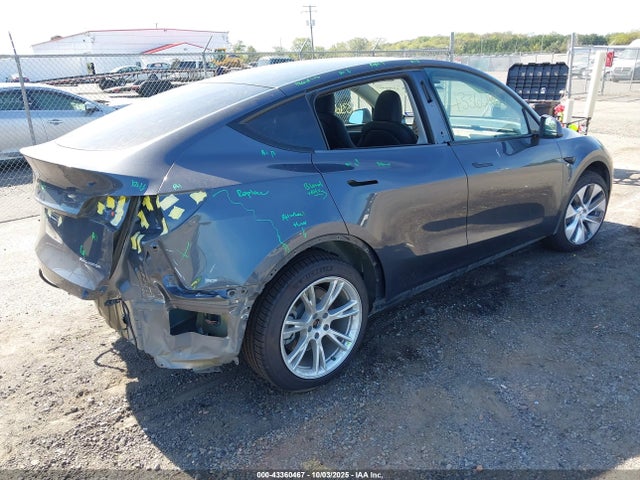 2023 TESLA MODEL Y 7SAYGDEE0PA034686 Photo 3