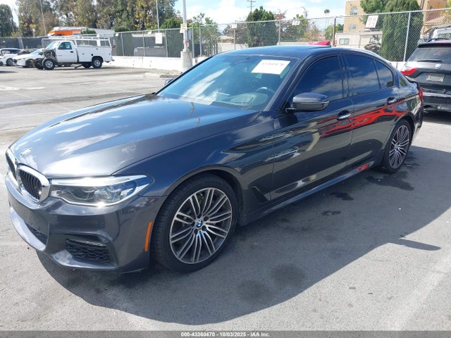 WBAJE5C30HG913530 BMW 540I