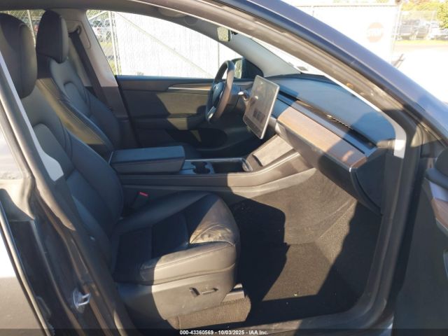 2023 TESLA MODEL Y 7SAYGDEE4PF860721 Photo 4