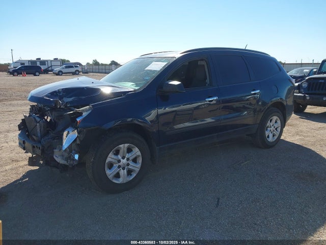 Продажа на аукционе авто 2017 Chevrolet Traverse Ls, vin: 1GNKRFED6HJ173015, номер лота: 43360583