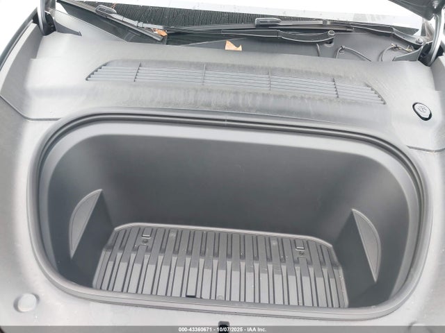 2024 TESLA MODEL Y 7SAYGDEE2RA290105 Photo 9