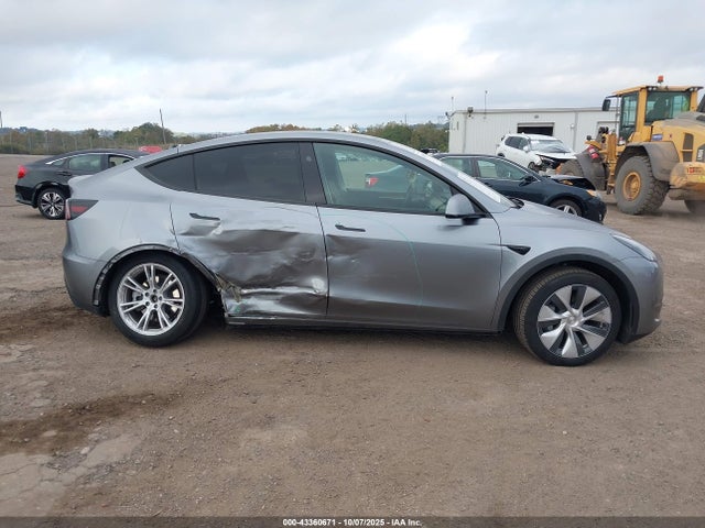 43360671 :رقم المزاد ، 7SAYGDEE2RA290105 vin ، 2024 Tesla Model Y Long Range Dual Motor All-wheel Drive مزاد بيع