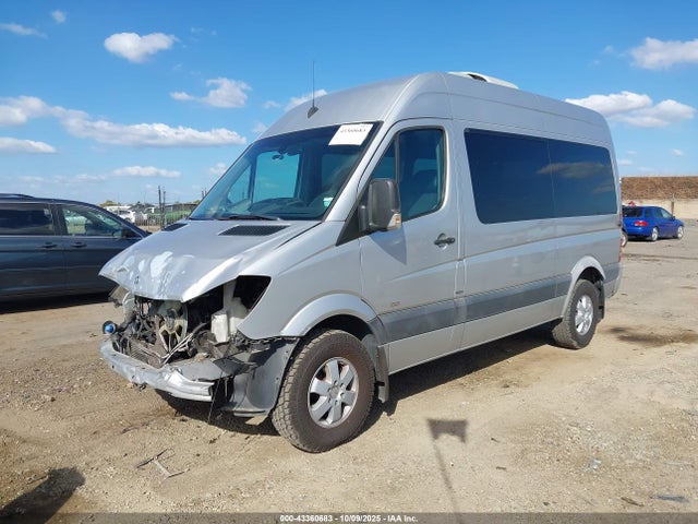 Mercedes-Benz Sprinter 2500 Normal Roof 2015 WDZPE7DC9FP164974 Image 2