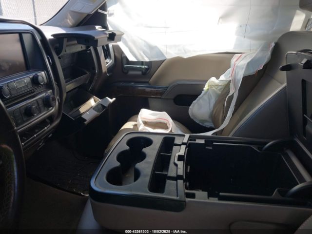 2017 CHEVROLET SILVERADO 1500 3GCPCREC4HG198750 Photo 4
