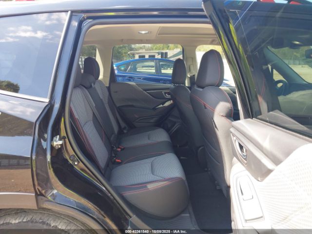 2021 SUBARU FORESTER JF2SKARC9MH400850 Photo 7