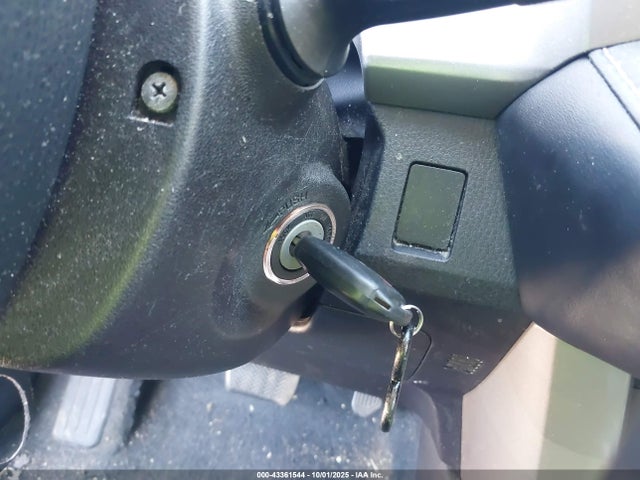 Toyota 2ar-fe 2018 2T3RFREV7JW802928 Image 11