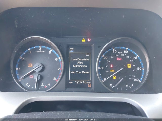 Toyota 2ar-fe 2018 2T3RFREV7JW802928 Image 7