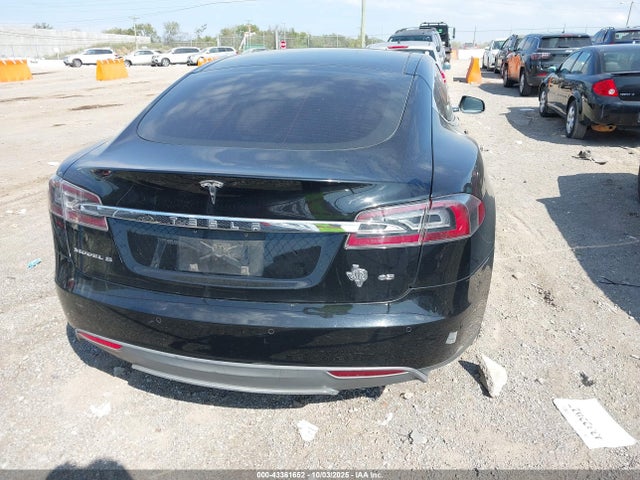Tesla 2014 2014 5YJSA1H11EFP42621 Image 16
