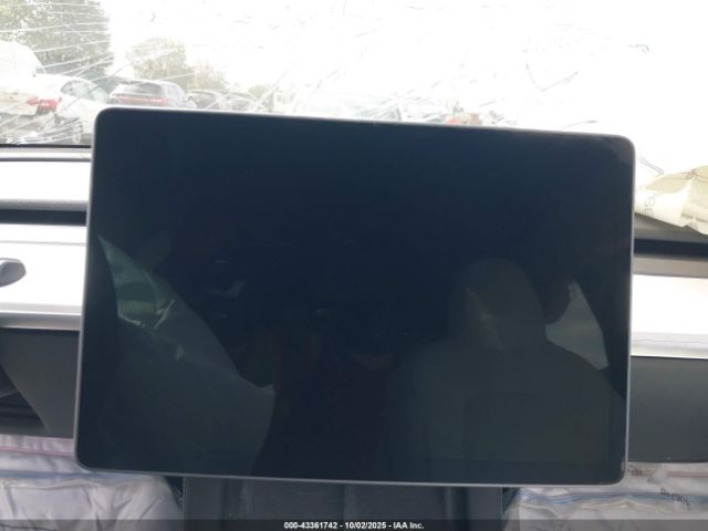 2023 TESLA MODEL Y 7SAYGDEF0PF601457 Photo 6