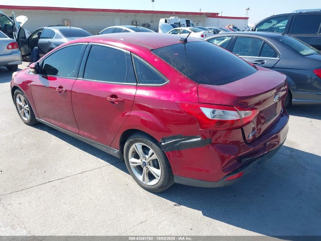Ford 2014 2014 1FADP3F25EL390340 Image 3