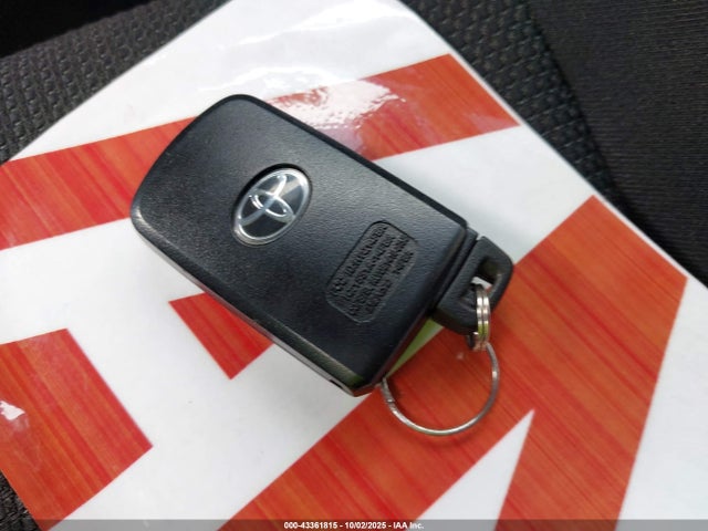 Продаж на аукціоні авто 2018 Toyota Rav4 Xle, vin: JTMWFREVXJJ163915, номер лоту: 43361815