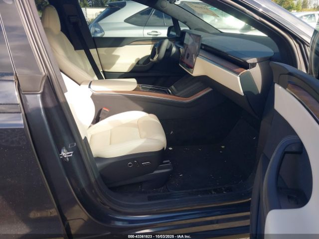 2024 TESLA MODEL X 7SAXCBE54RF458776 Photo 4