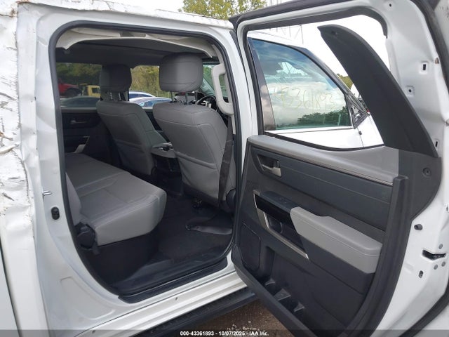 Продажа на аукционе авто 2022 Toyota Tundra Limited, vin: 5TFJA5DB7NX021209, номер лота: 43361893