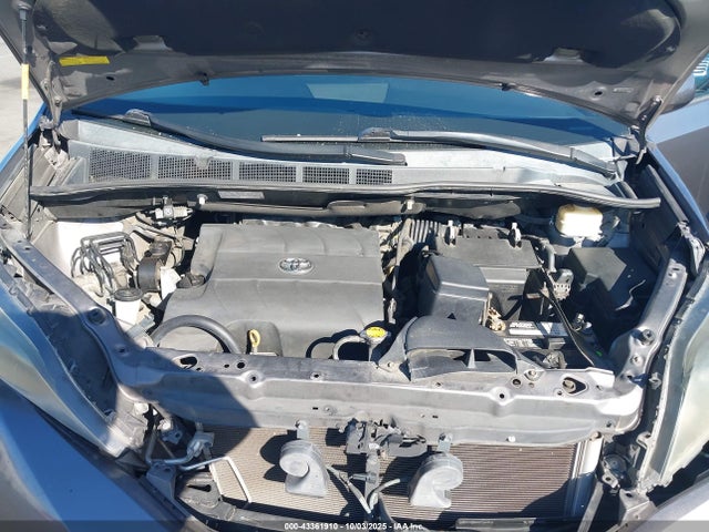 5TDXK3DC3FS661462 Toyota 2gr-fks