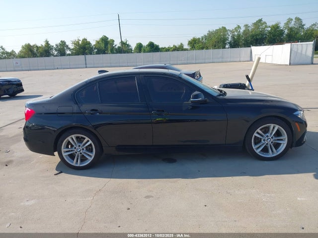 BMW 2018 2018 WBA8A9C52JAD28012 Image 13