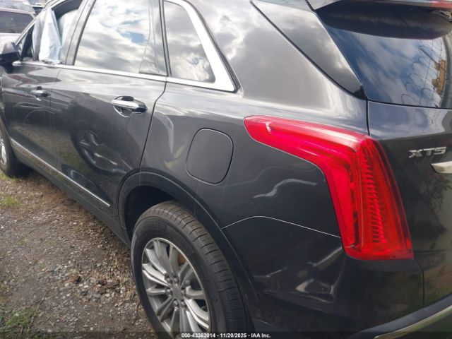 2019 CADILLAC XT5 1GYKNCRS9KZ162282 Photo 2