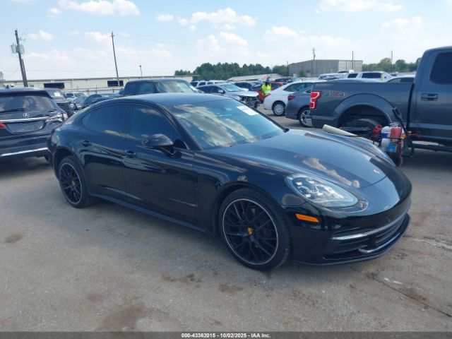 2018 PORSCHE PANAMERA WP0AA2A77JL102081