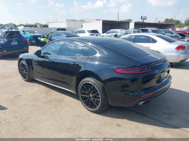 2018 PORSCHE PANAMERA WP0AA2A77JL102081 Photo 2