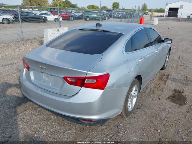 2021 CHEVROLET MALIBU 1G1ZC5ST0MF085758 Photo 3
