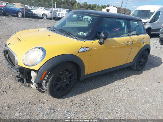 2009 MINI COOPER S WMWMF735X9TT96351 Photo 1