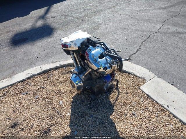 1HD1KGD30HB626870 Harley-Davidson FLTRU