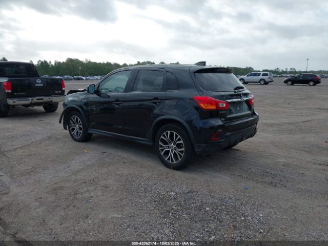 2018 MITSUBISHI OUTLANDER SPORT JA4AP3AW4JU012399 Photo 2
