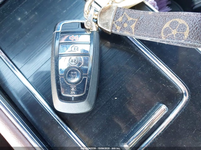 2025 Lincoln Aviator Reserve მანქანა იყიდება აუქციონზე, vin: 5LM5J7XCXSGL18044, აუქციონის ნომერი: 43362239